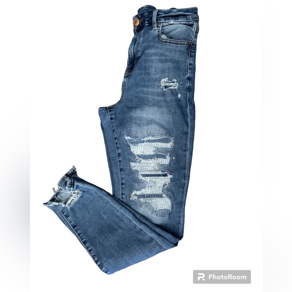 American Eagle distressed jeans, size 8